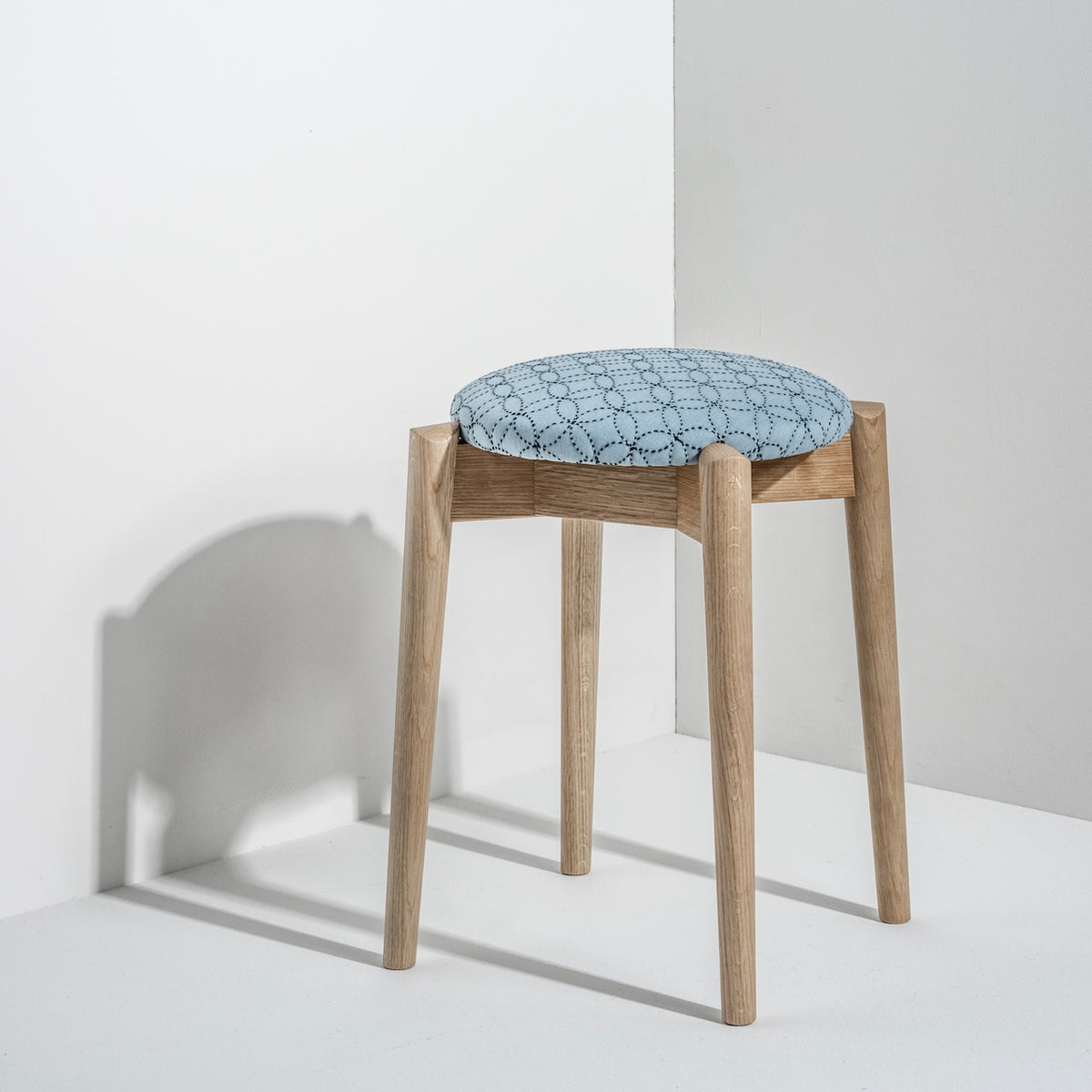 スツール BLUESTAR さしこスツール（水色） – hiHIDA